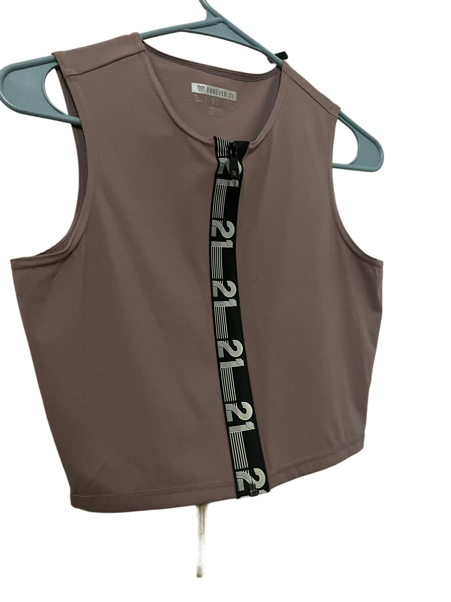 Forever21 Gym Crop Top - M