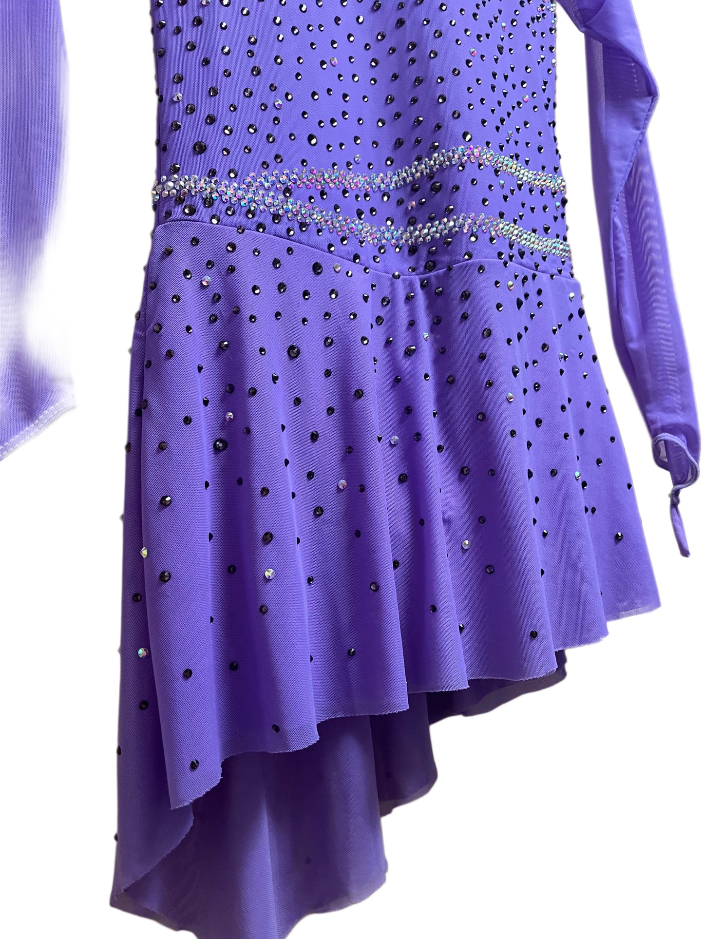 Girl’s Lavender Rhinestoned Dress 10-12 Size - RENT ONLY ￼